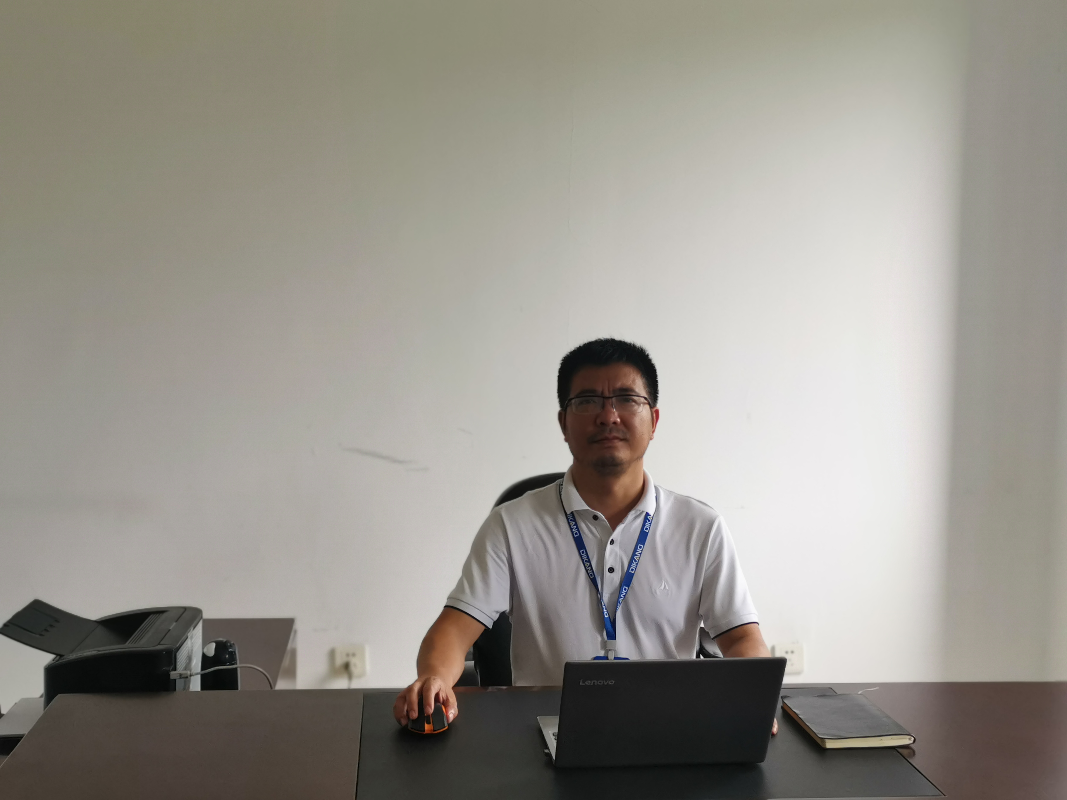 【中国尊龙凯时药业30周年人物专访】同心30载 同行中国尊龙凯时人——（十一）贺东：为公司安全生产保驾护航